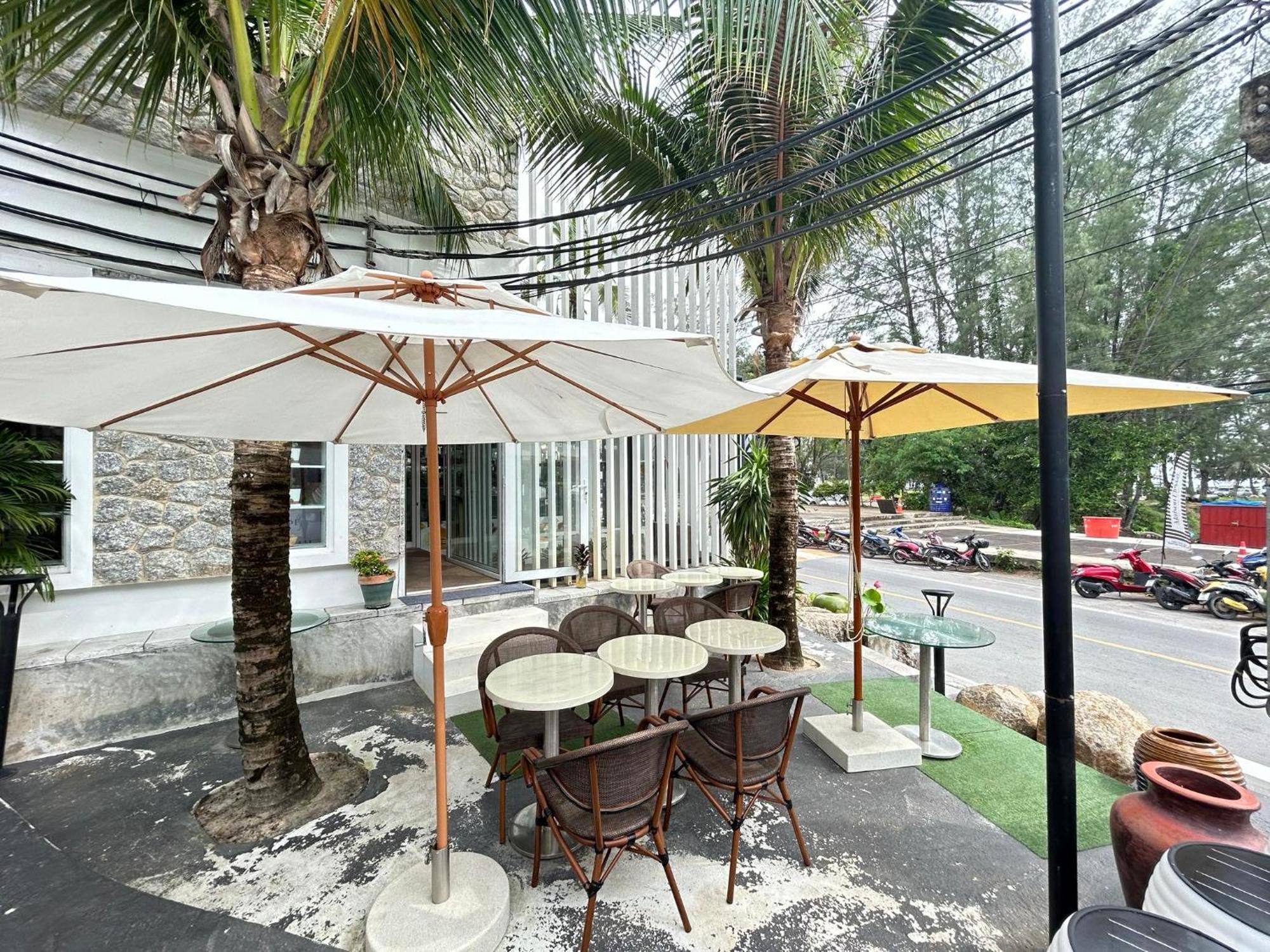 Benyada Lodge - Surin Beach Экстерьер фото