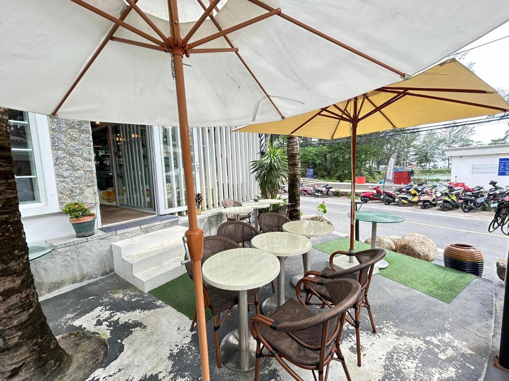 Benyada Lodge - Surin Beach Экстерьер фото