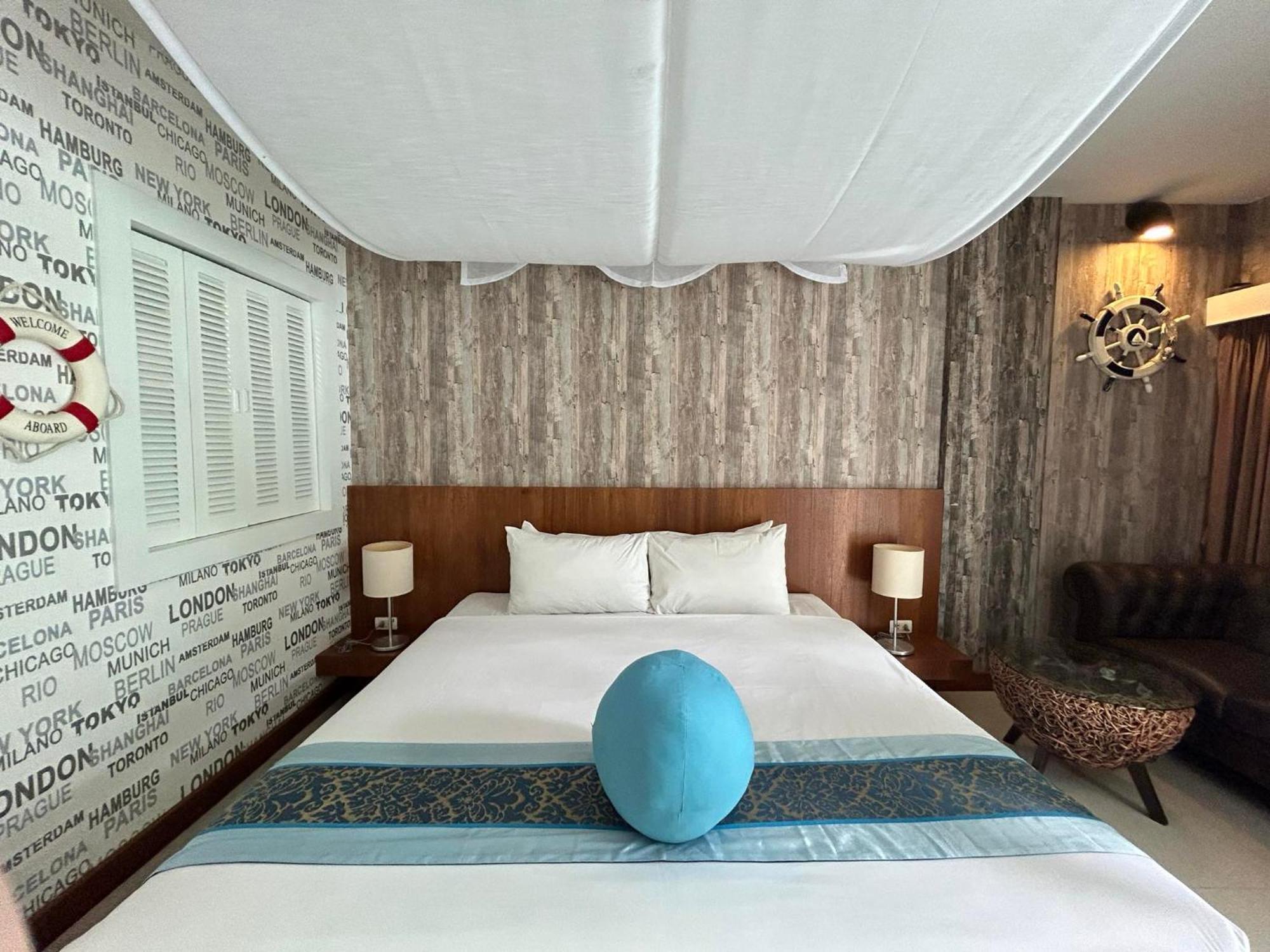 Benyada Lodge - Surin Beach Экстерьер фото