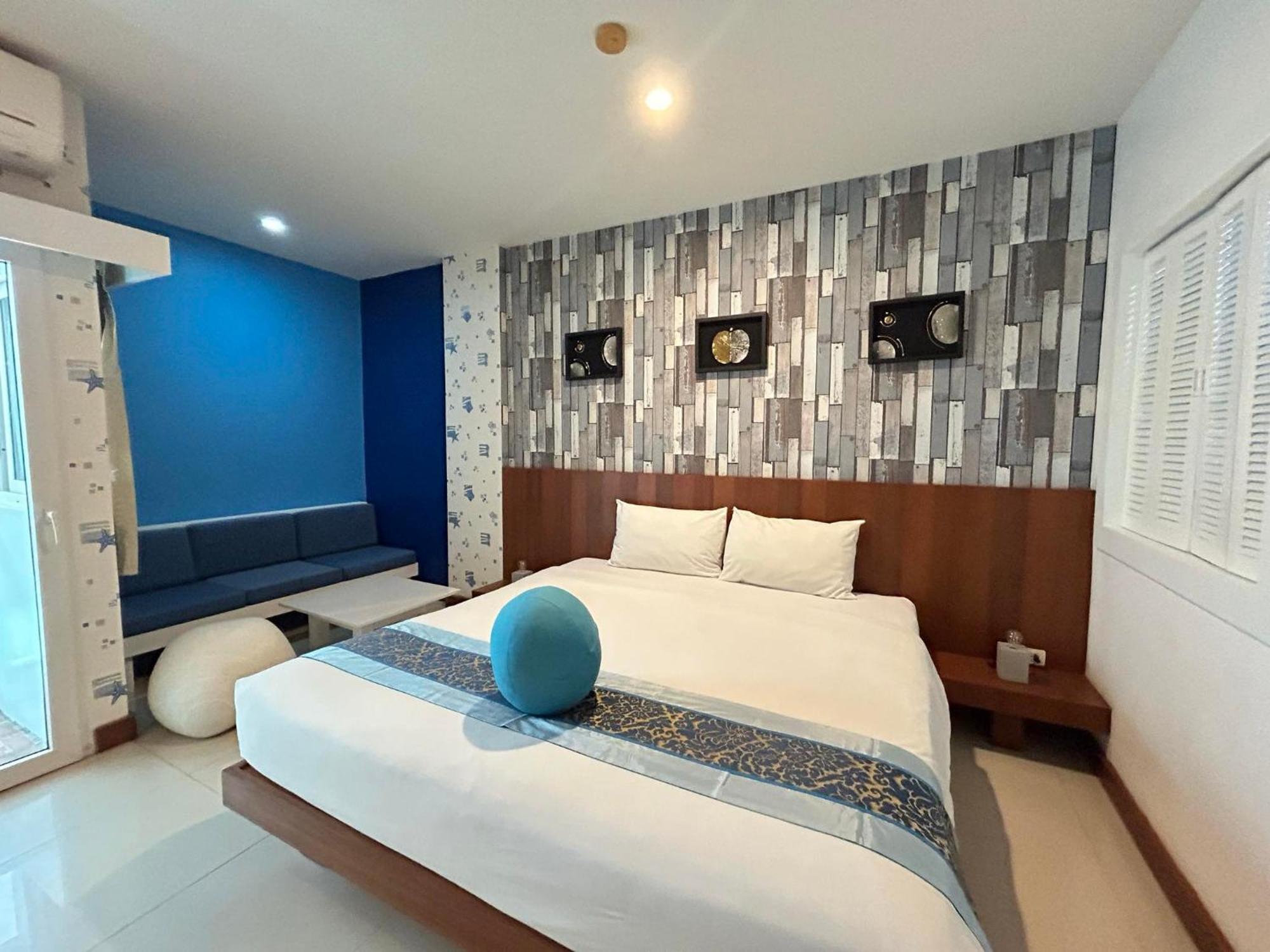 Benyada Lodge - Surin Beach Экстерьер фото