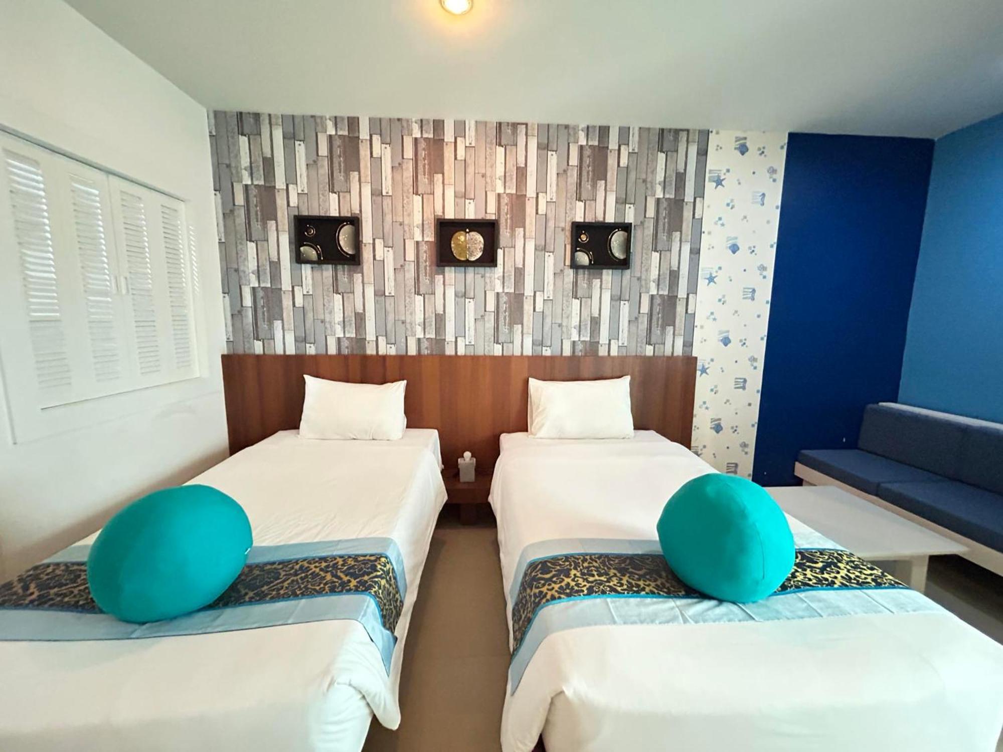 Benyada Lodge - Surin Beach Экстерьер фото