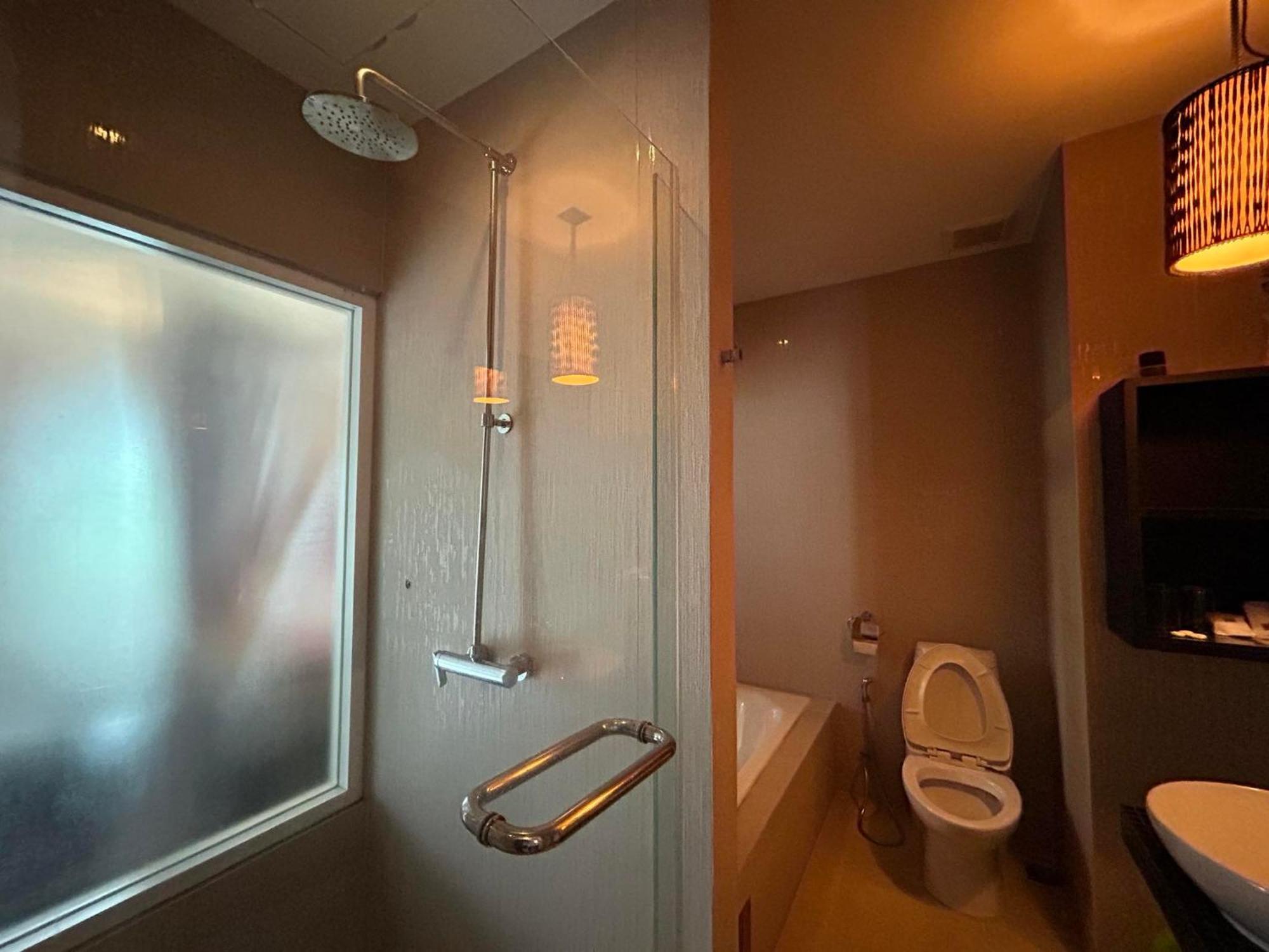 Benyada Lodge - Surin Beach Экстерьер фото