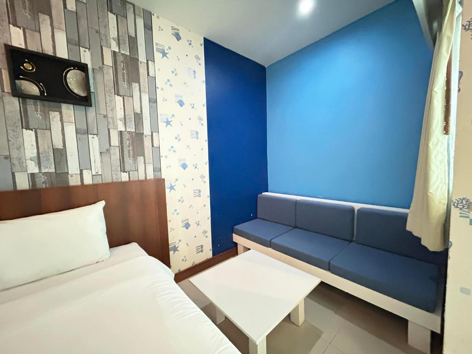 Benyada Lodge - Surin Beach Экстерьер фото
